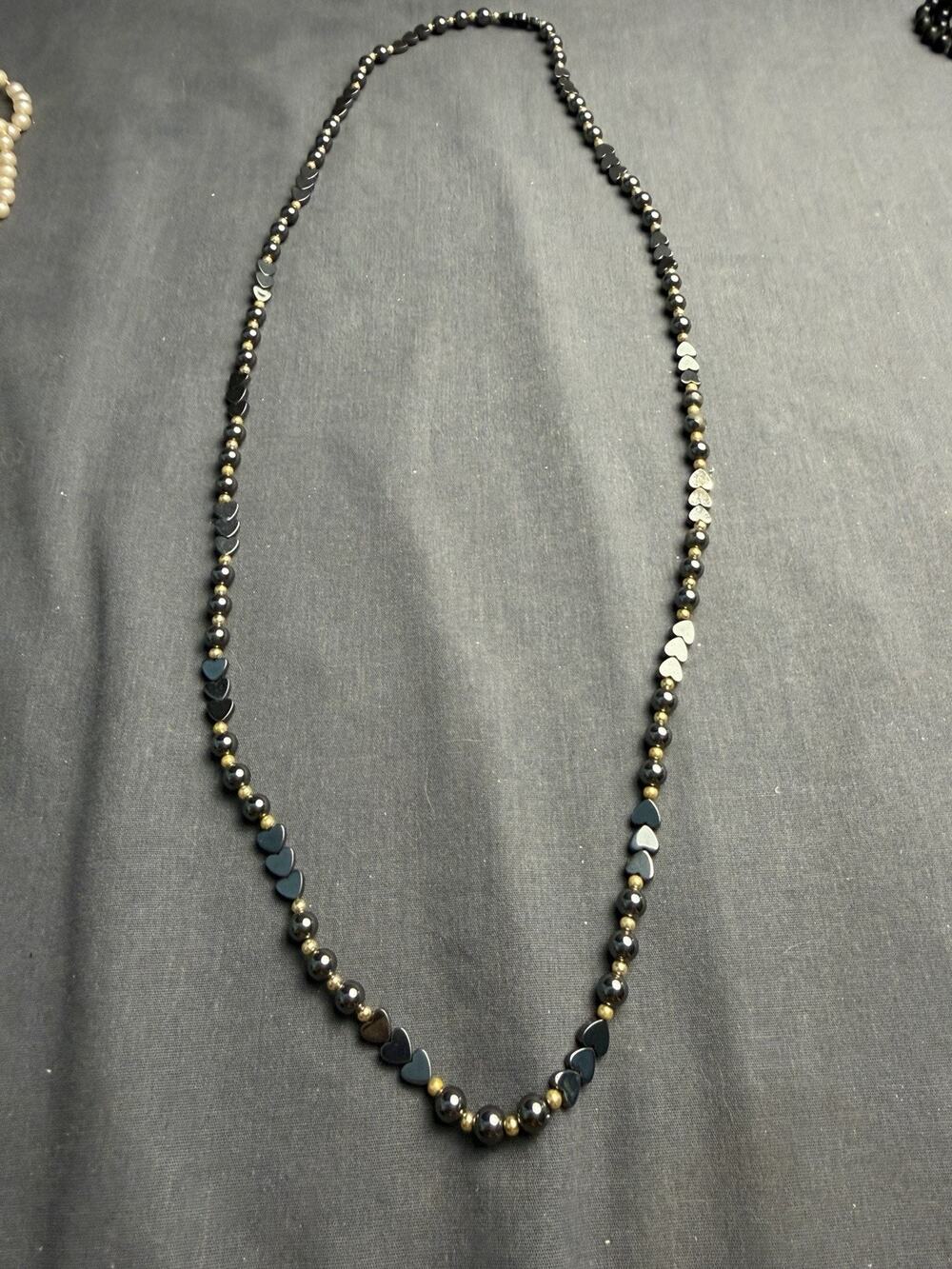 32” Natural Hematite Beaded Necklace Hearts Gold Beads